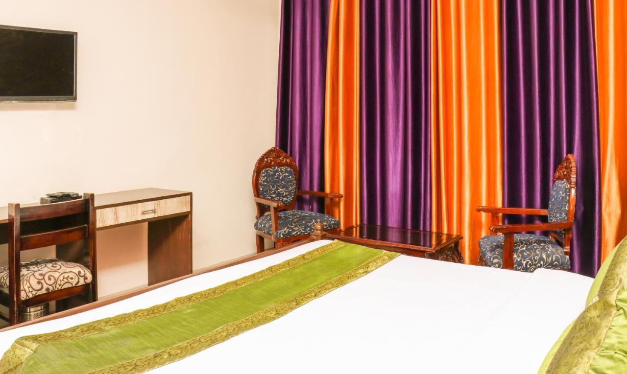 The Baghban Hotel & Resort, Baddi Exterior photo