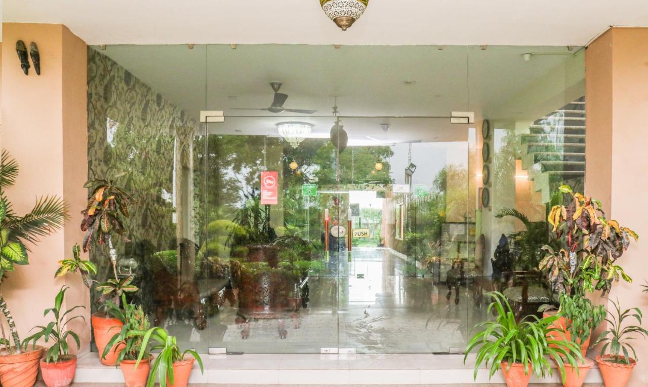 The Baghban Hotel & Resort, Baddi Exterior photo